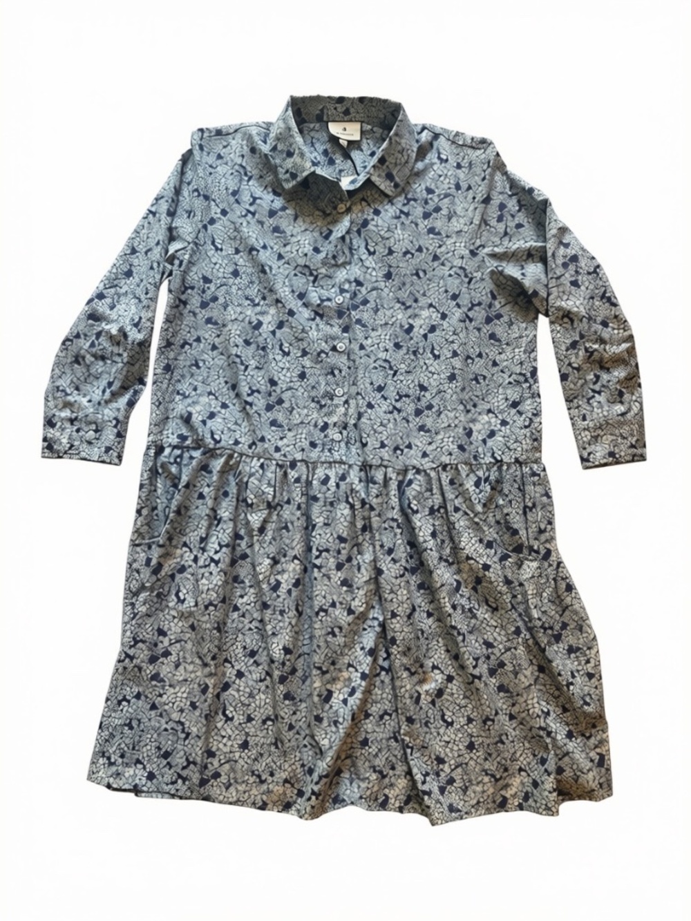 Button-Front Floral Shirt Dress in Navy and Gray